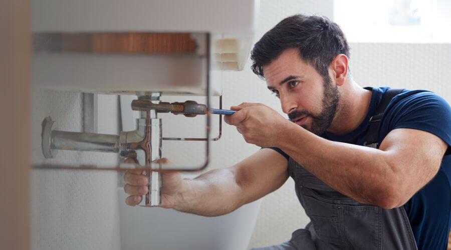 Professional water heater installation services in Markham, VA